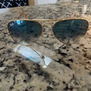 Rayban Aviators - blue tint
